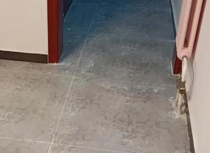 让胡路瓷砖空鼓维修公司分享下让胡路地砖空鼓了怎么办
